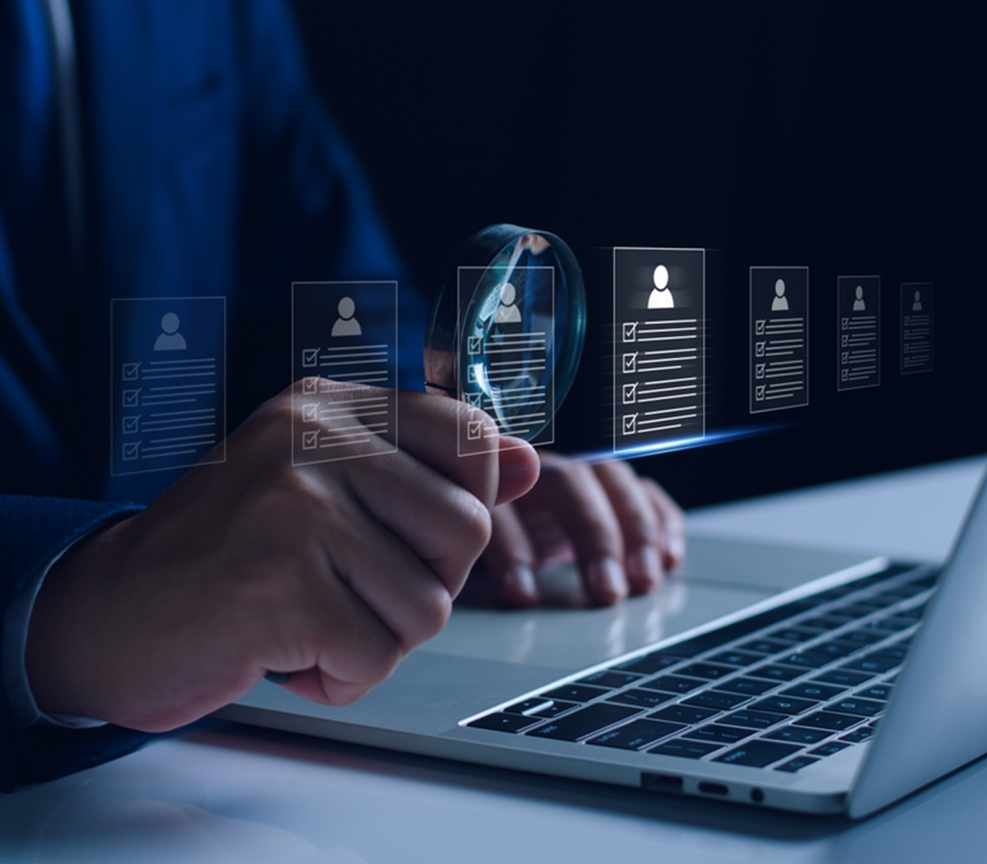 <p>إدارة علاقات العملاء CRM</p>